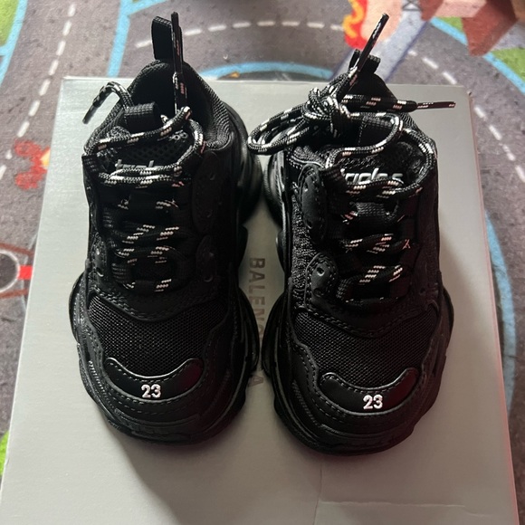 Balenciaga Other - Kids Balenciaga Triple S